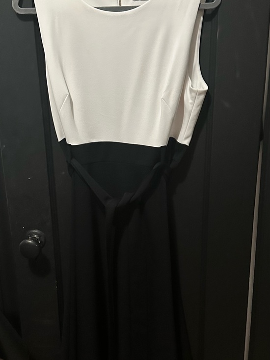 Calvin Klein Dresses & Skirts - Calvin Klein Elegant Two-Tone Black and White Sleeveless Dress